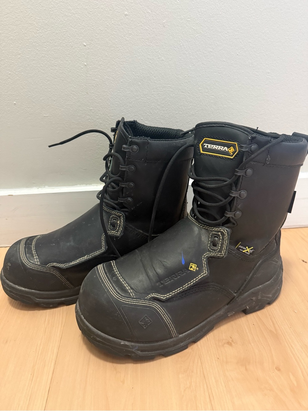 Terra Men's Black Waterproof Work Boots with Lace-Up Support